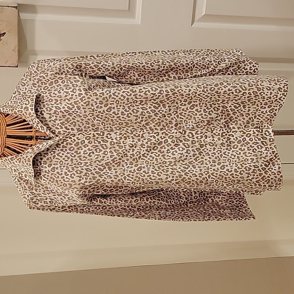 Chico's Animal Print Tunic Top